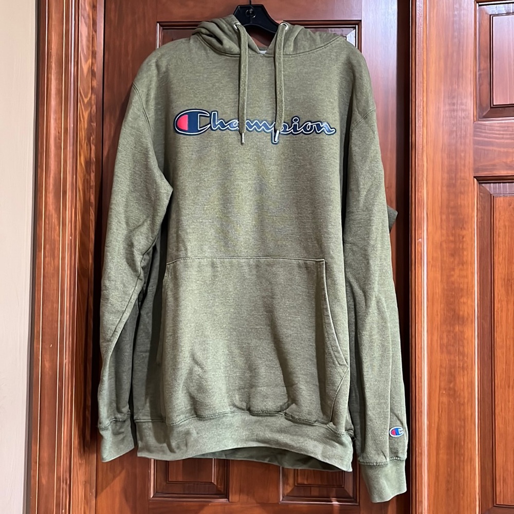 Men’s size LT Champion Hoodie
